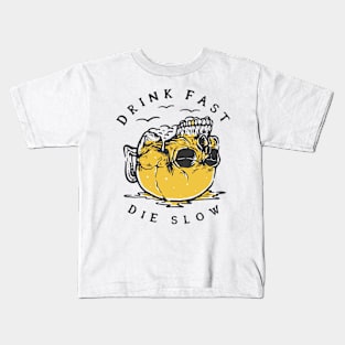 rock skull terror - drink fast die slow Kids T-Shirt